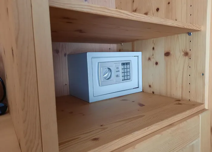 アパート La Rugiada