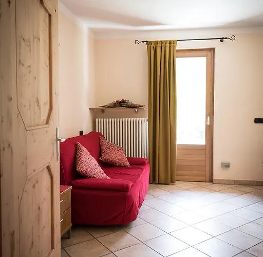 La Rugiada Apartment *