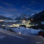 La Rugiada Апартаменти *